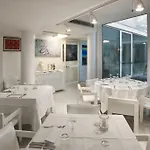 Alexander Museum Palace פסארו