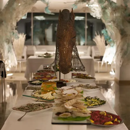 Hotel Alexander Museum Palace Pesaro