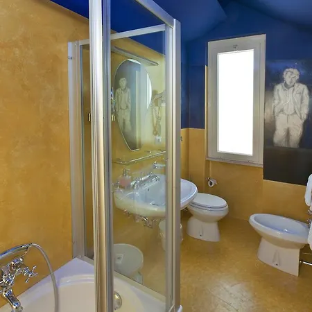 Alexander Museum Palace Готель 4*