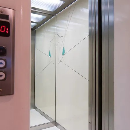 Hotel Alexander Museum Palace 4*