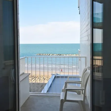 Alexander Museum Palace Hotel