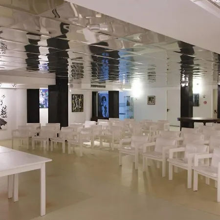 Alexander Museum Palace 4*