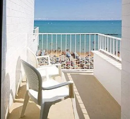 Alexander Museum Palace Hotel 4*