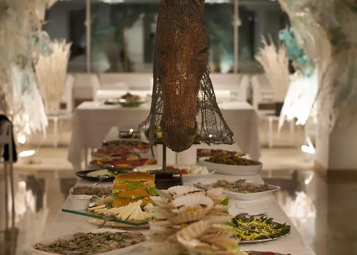 Hotel Alexander Museum Palace Pesaro