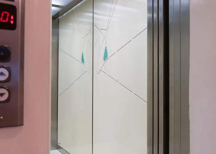 Hotel Alexander Museum Palace 4*