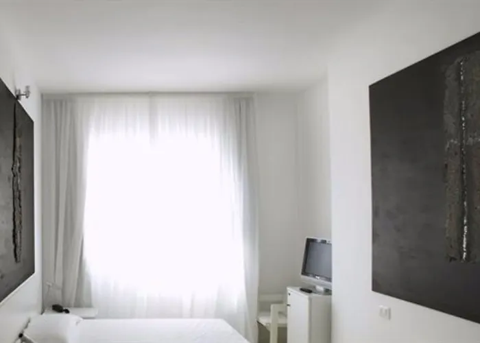 Alexander Museum Palace Hotel 4*