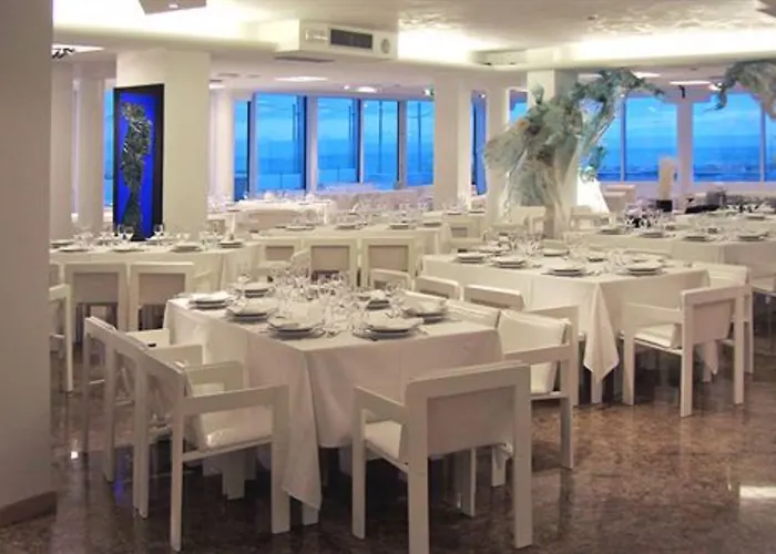 Hotel Alexander Museum Palace