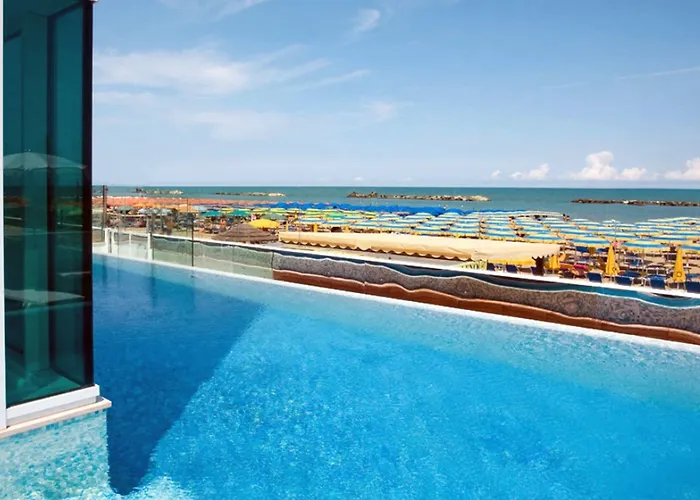 Hotel Alexander Museum Palace Pesaro