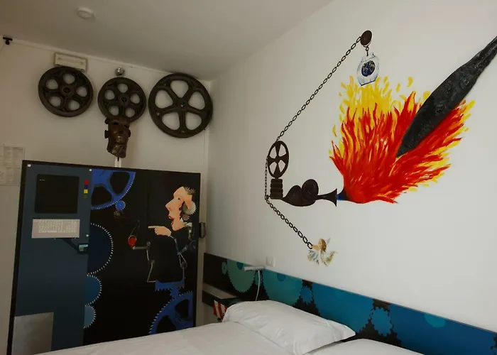 Alexander Museum Palace Hotel