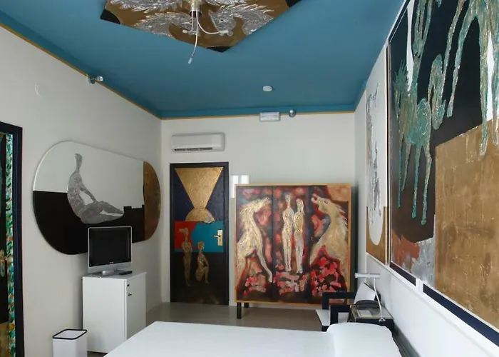 Alexander Museum Palace 4*