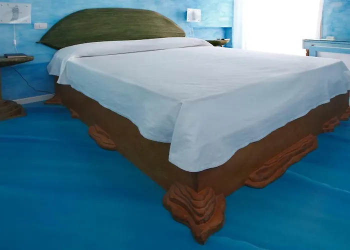 Alexander Museum Palace 4*